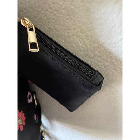 Floral Mushroom Adjustable Straps Rave Festival Pocket Nylon Mini Backpack - Picture 4 of 6